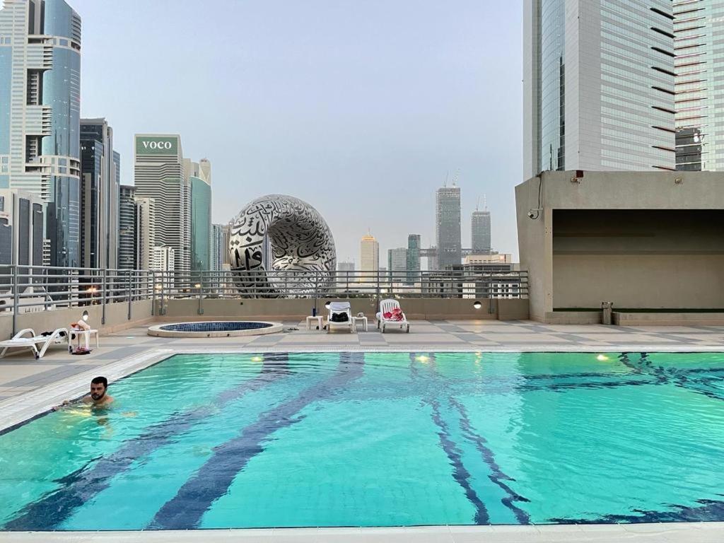 Ferienwohnung Travelers Backpackers Dubai Exterior foto