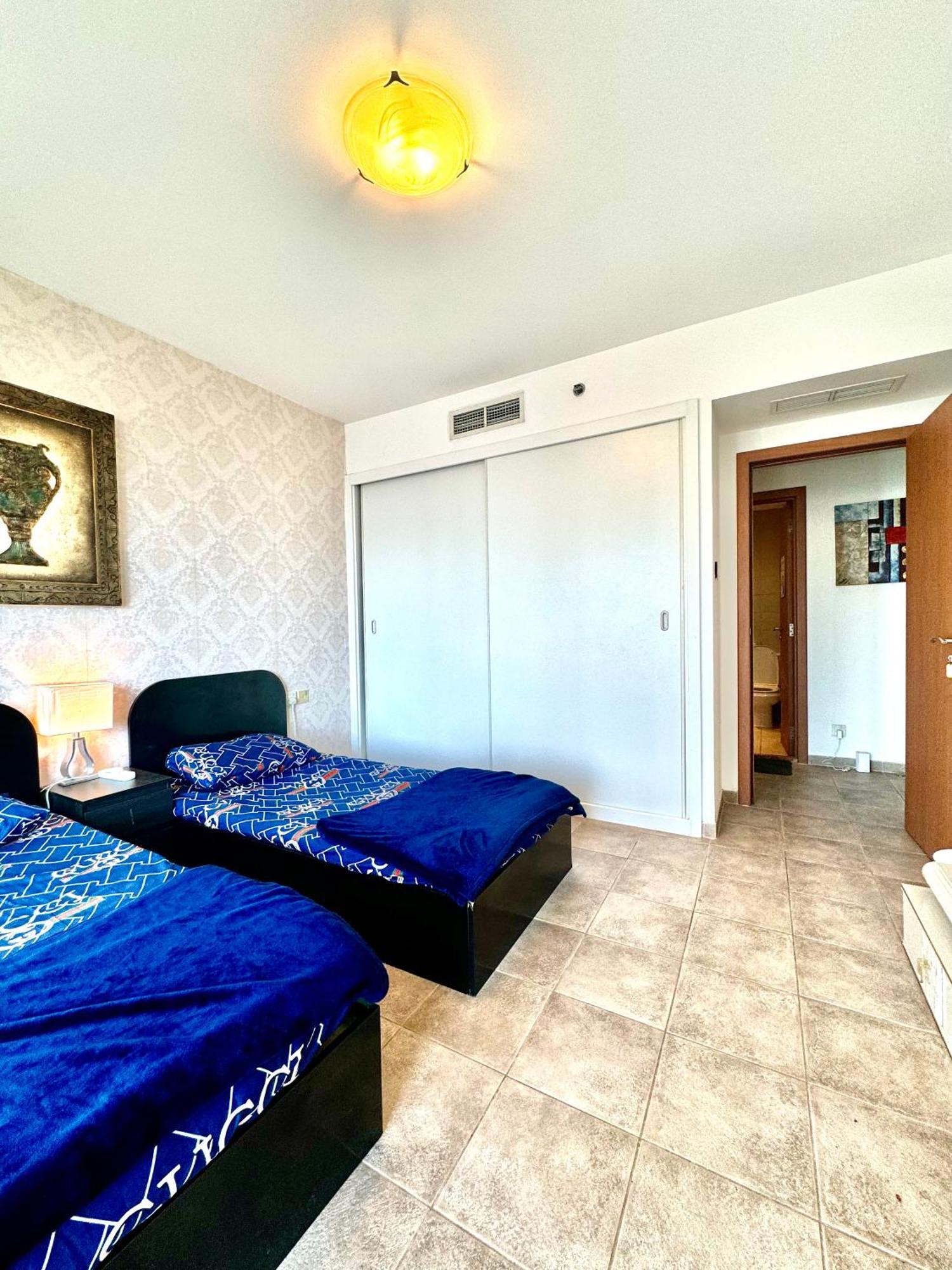 Ferienwohnung Travelers Backpackers Dubai Exterior foto