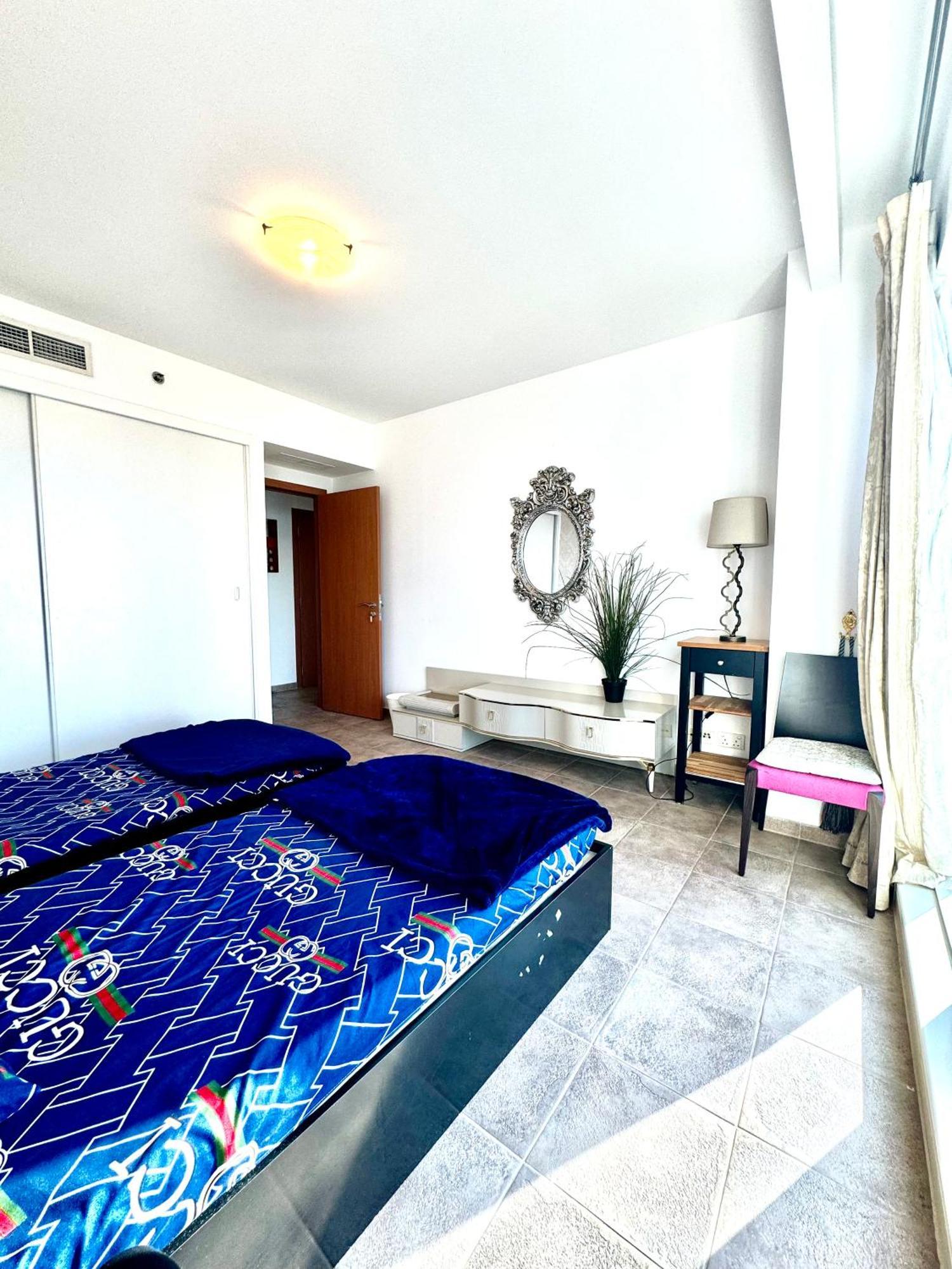 Ferienwohnung Travelers Backpackers Dubai Exterior foto