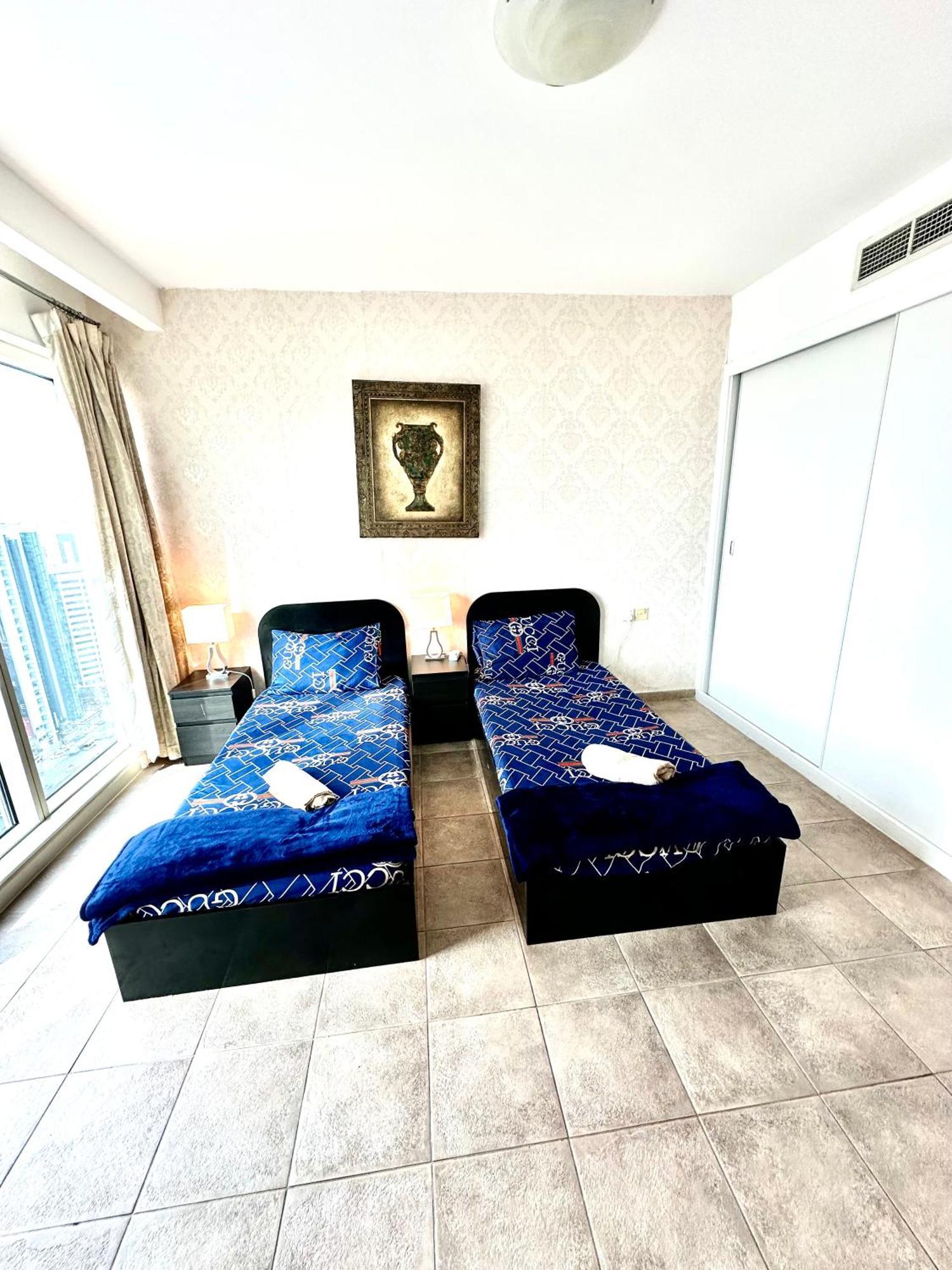 Ferienwohnung Travelers Backpackers Dubai Exterior foto