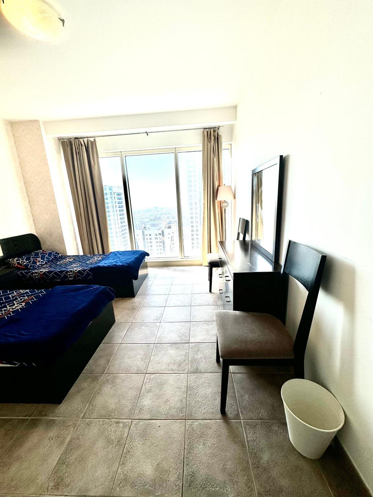 Ferienwohnung Travelers Backpackers Dubai Exterior foto